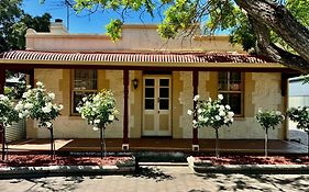 Telegraph Cottage
